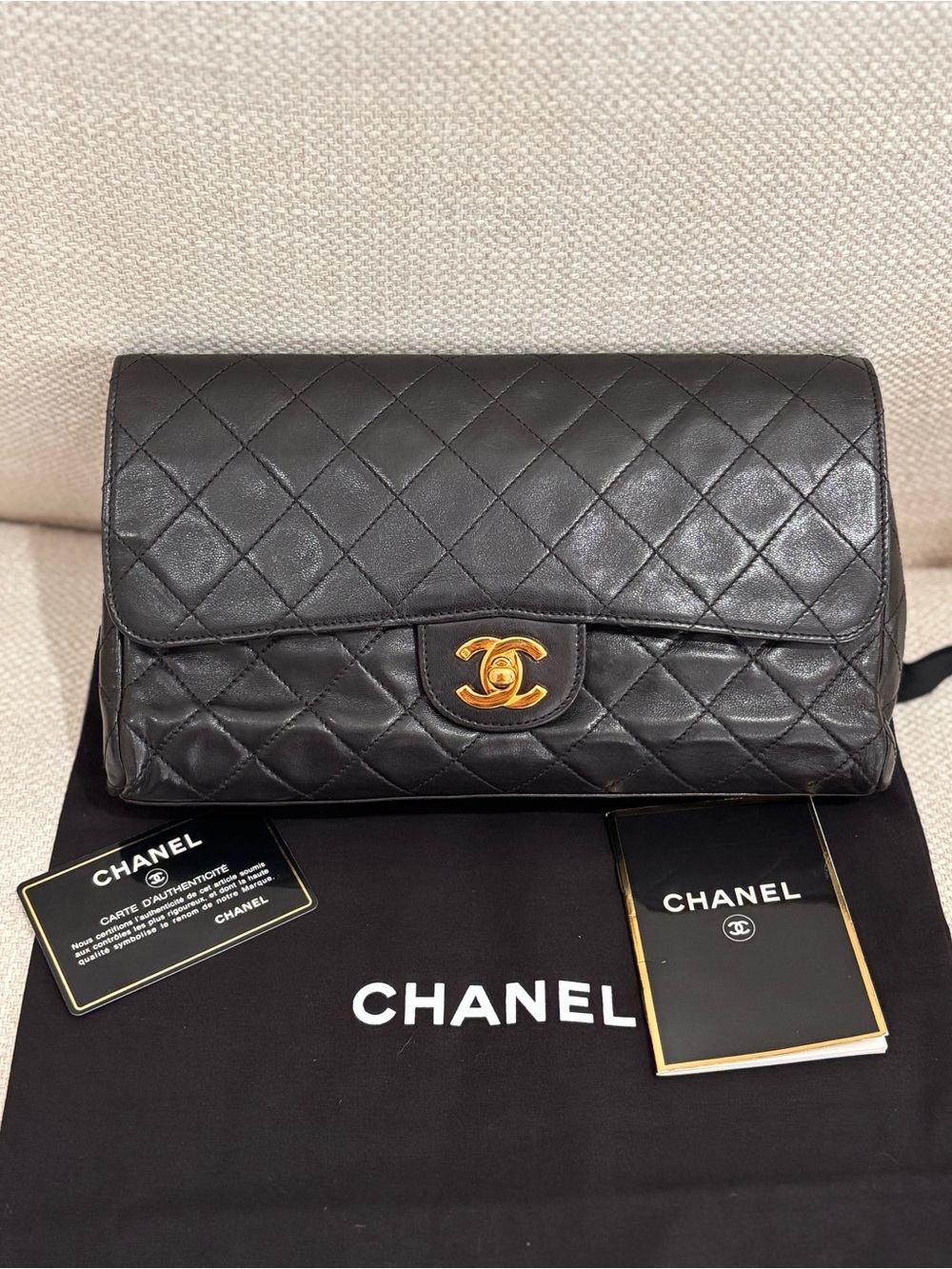 Authentic CHANEL single flap black lambskin 24k gold hardware clutch - Picture 1 of 13